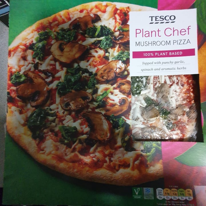 review photo of Tesco Plant Chef Plant Chef Mushroom Pizza shared by @thrivingjane on 22 Feb 2022 - review