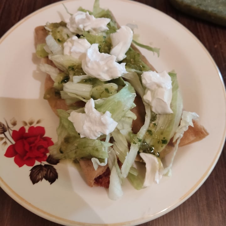 review photo of Tofutti Sour cream shared by @yedazul on 15 Nov 2022 - review