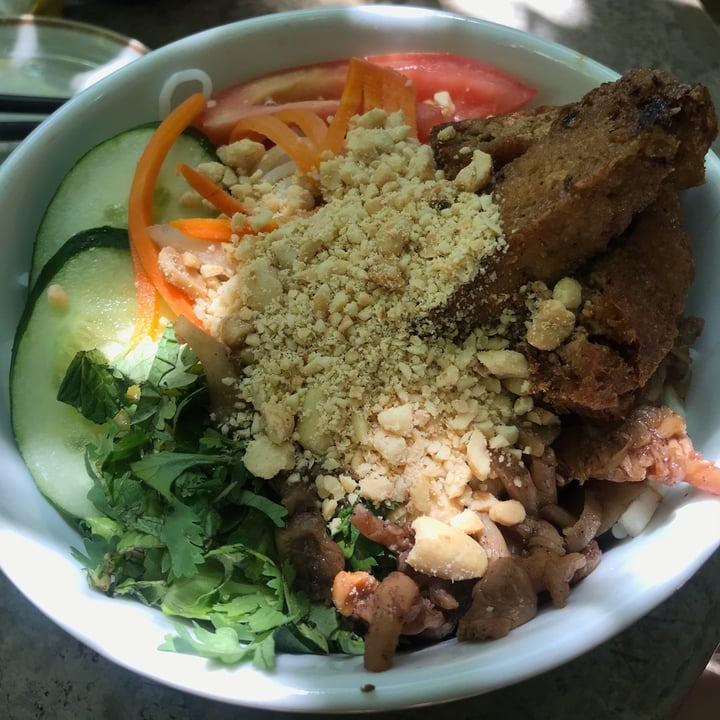 photo of Bánh Mì Vietnam Bún Chay shared by @hashiefaca on  03 Mar 2022 - review
