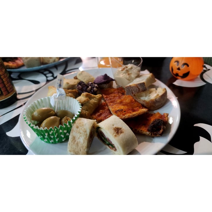 review photo of Gelateria Su Per Giù Aperitivo Vegan shared by @goveg on 24 Oct 2021 - review