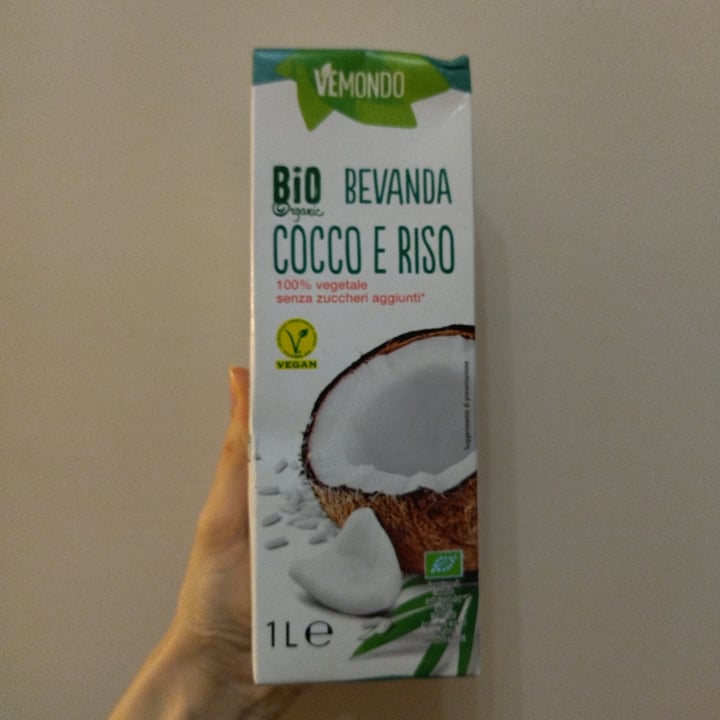 photo of Vemondo  Bevanda Cocco E Riso shared by @martinadigabriele on  26 Oct 2022 - review