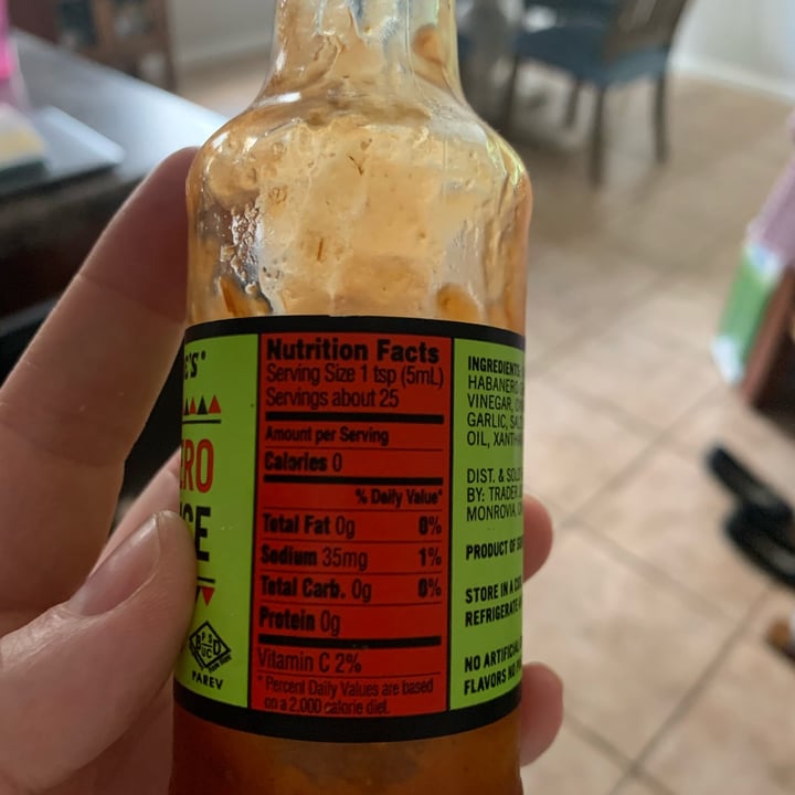 photo of Trader Joe's Habenero Hot Sauce shared by @nikkidavisarmstrong on  27 May 2022 - review