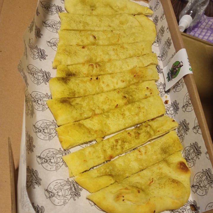 review photo of El Chino Vegano Pan al ajo shared by @juancitovegan on 21 Apr 2022 - review