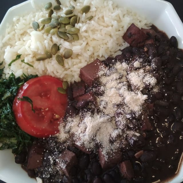 Photo of the dish “Feijoada (Prato Do Día)”