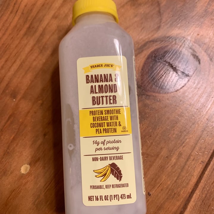 photo of Trader Joe's Banana and Almond Butter Drink shared by @roserose on  22 Jan 2022 - review