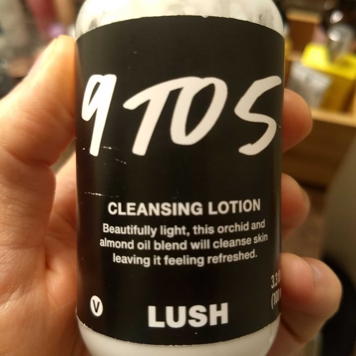 photo of LUSH Fresh Handmade Cosmetics 9 to 5 shared by @jzbreunig on  12 Jun 2020 - review