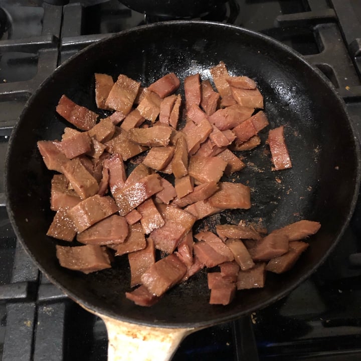 photo of THIS This isn't Bacon Plant-Based Rashers shared by @yourlocalvegan on  08 Feb 2021 - review