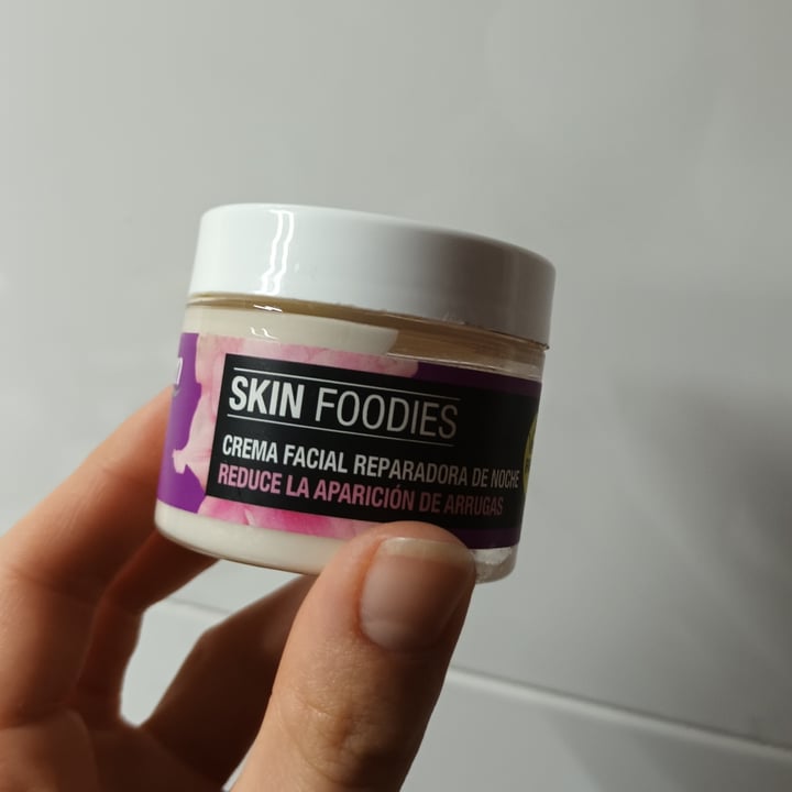 review photo of Cien Skin Foodies Crema Facial Reparadora De Noche shared by @crissssss on 07 Sep 2022 - review