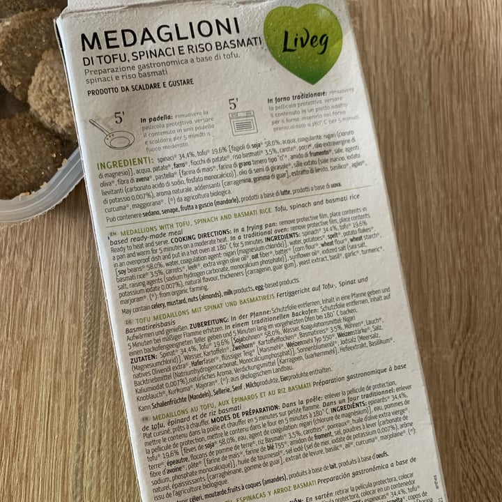 photo of Liveg Medaglioni di tofu spinaci e riso basmati shared by @adele91m on  16 Jun 2022 - review