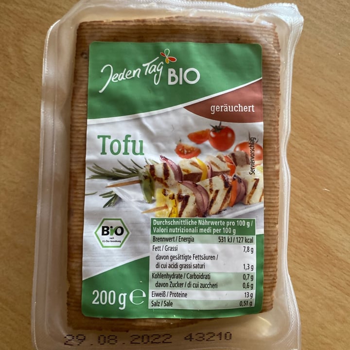 photo of Jeden tag Bio Tofu Geräuchert shared by @ddenii on  25 Jun 2022 - review