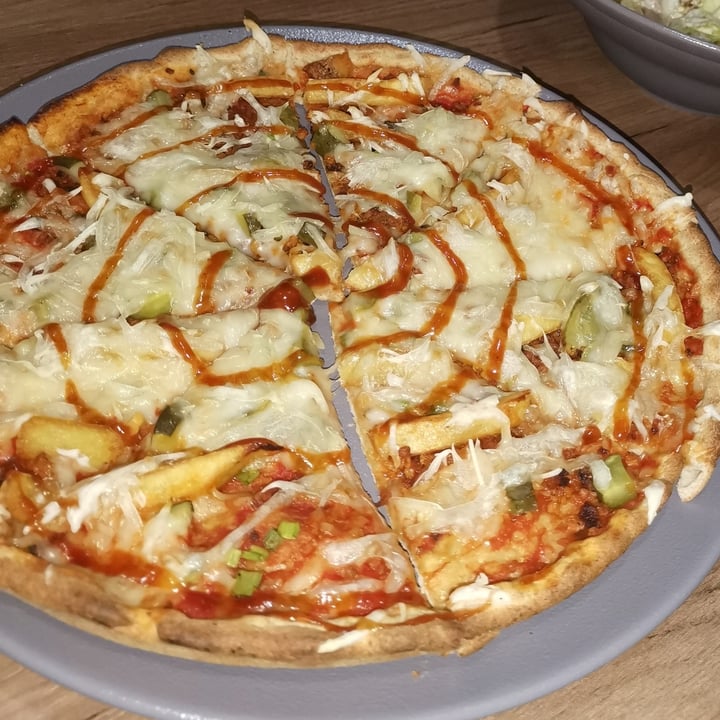 photo of Vege Joy Pizza & Burger American Vege Burger Pizza shared by @penny10 on  18 Feb 2022 - review