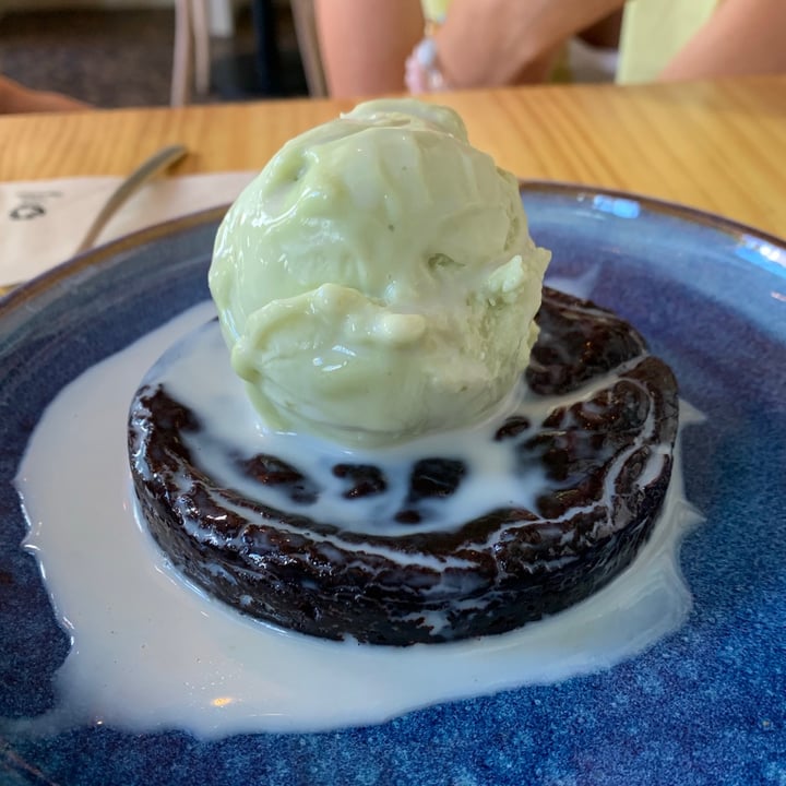 photo of Avocado Love Brownie con helado de aguacate shared by @gechauca28 on  04 Jul 2021 - review