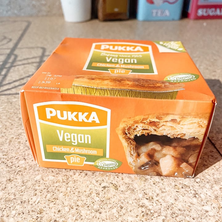 photo of Pukka Pies Chicken & Mushroom Pie shared by @triinu on  03 May 2021 - review