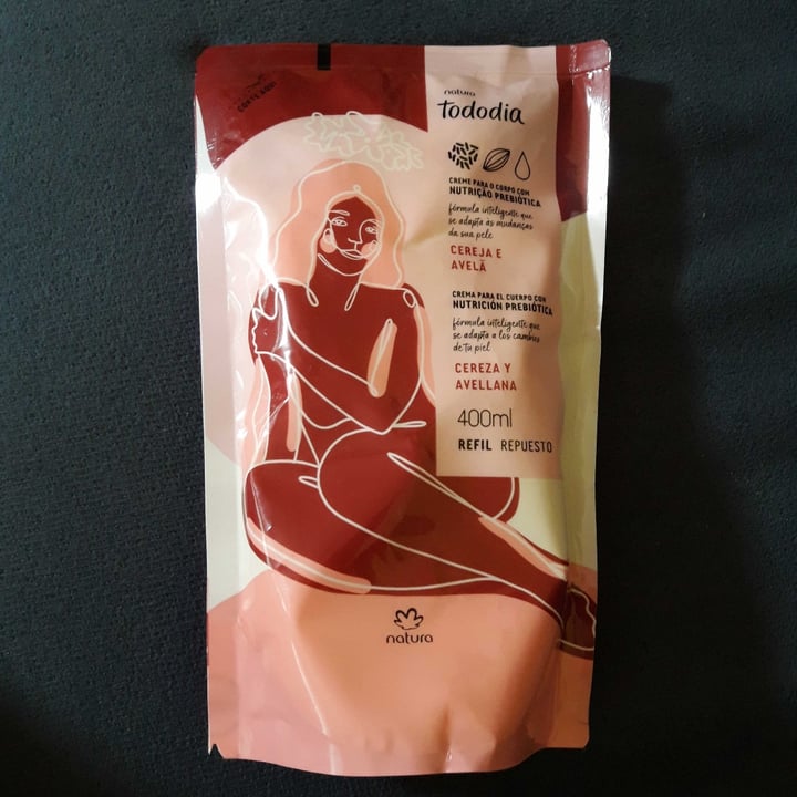 review photo of Natura Creme para o corpo Cereja E Avelã Refil shared by @fabio77 on 22 Apr 2022 - review