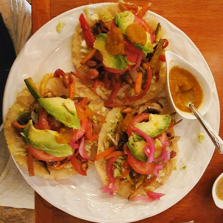 review photo of Restaurante AHAL Salbutes Vegetarianos (Veganos) shared by @patriciaph on 13 Jun 2021 - review