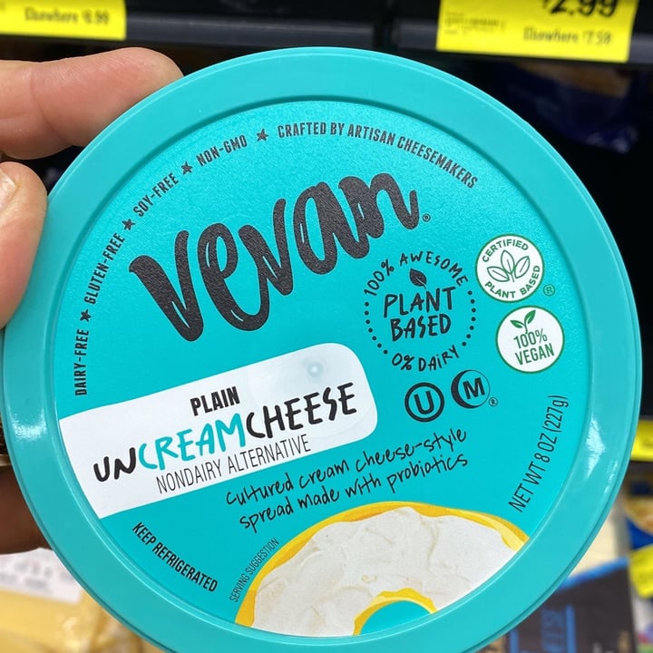 photo of Vevan Plain uncreamcheese shared by @iedavegan on  23 Dec 2021 - review
