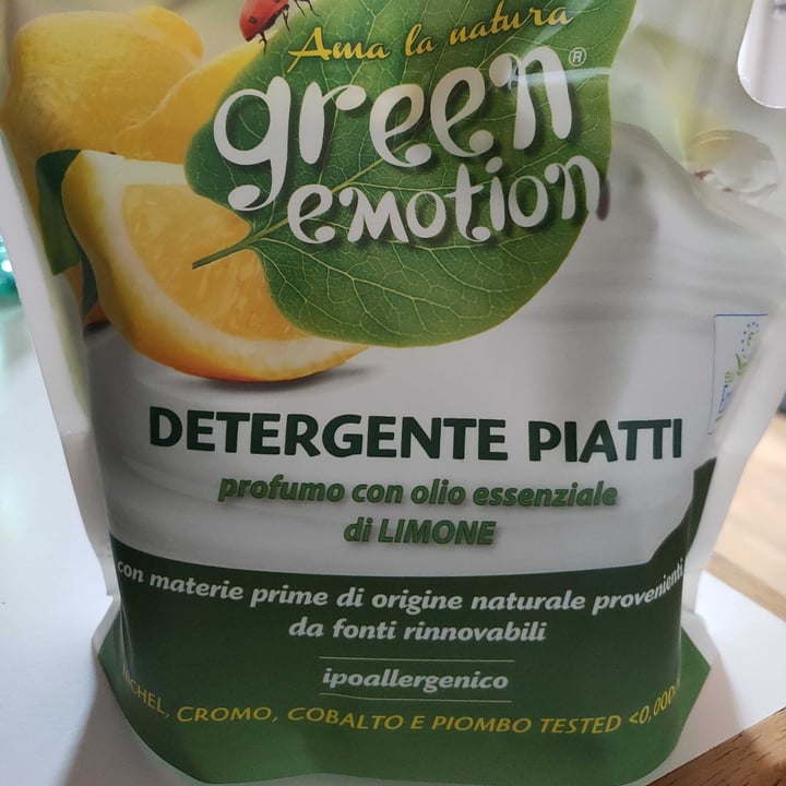 photo of Green emotion Detergente per i piatti shared by @brbr on  14 Apr 2021 - review