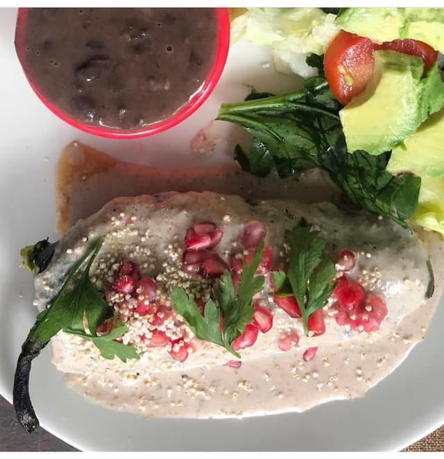 Photo of the dish “Chile en nogada”