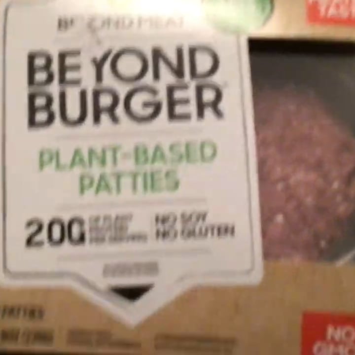 photo of Beyond Meat Beyond Burger Plant-Based Patties shared by @veganjordan1 on  30 Oct 2022 - review