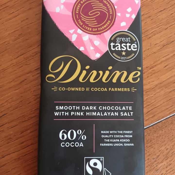 photo of Divine Chocolate Dark Choclate with Pink Himalayan Sea Salt shared by @fluffc0rner on  07 Jul 2022 - review