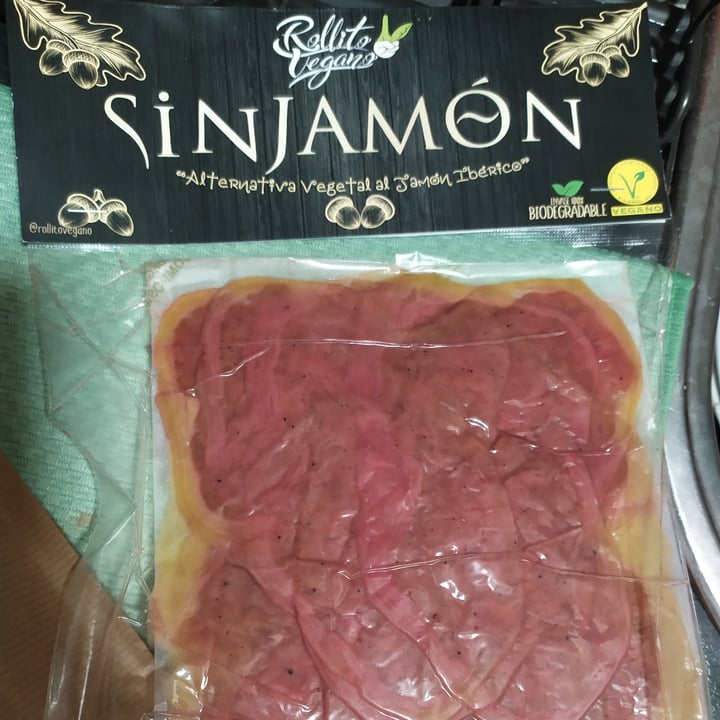 photo of Rollito Vegano Sin jamón shared by @airiin on  31 Mar 2021 - review