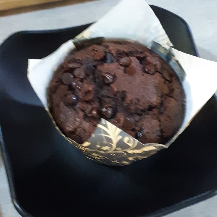 photo of nomVnom Bistro Chocolate Muffin shared by @epsilon-delta on  08 Nov 2020 - review