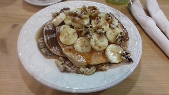 菜肴“Tortitas con plátano”的照片
