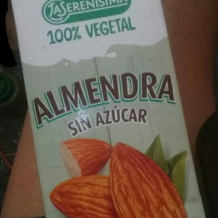 review photo of La Serenísima Leche de Almendras Vegetal shared by @fatiramos on 24 Jul 2021 - review