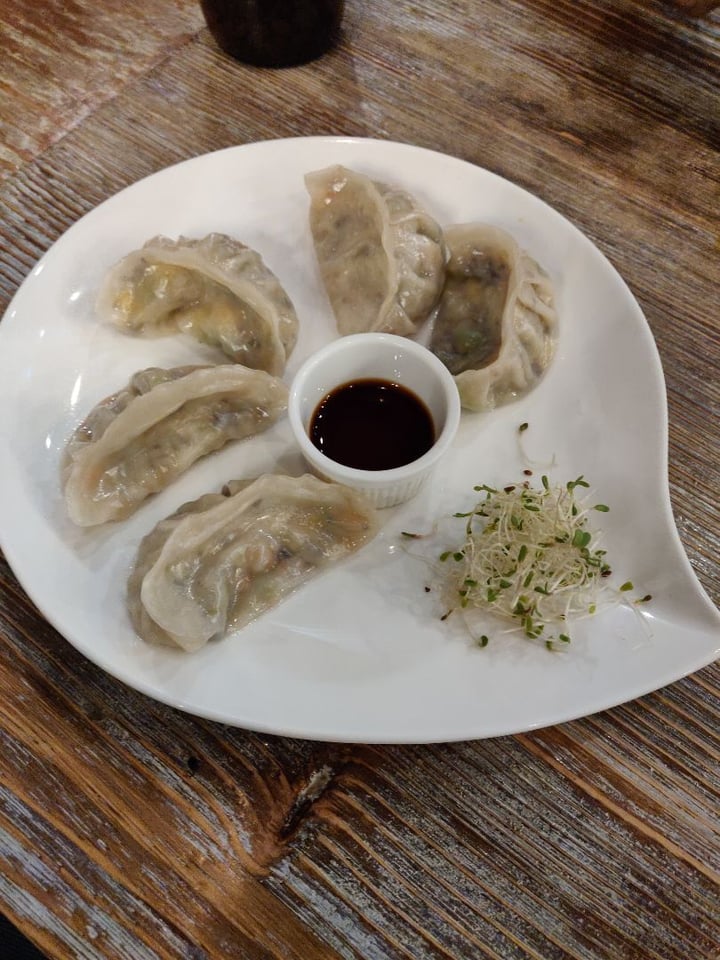 photo of LN Fortunate Coffee Steamed Dumplings shared by @hownowbrownkow on  03 May 2019 - review