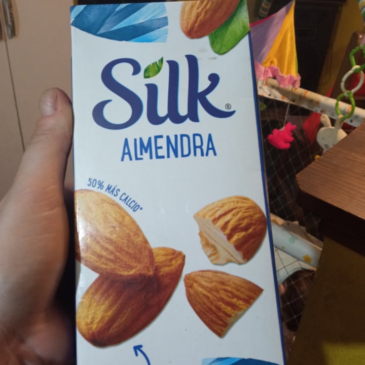photo of Silk Alimento líquido de almendra sin azúcar shared by @elartedelbuencomer on  01 May 2021 - review