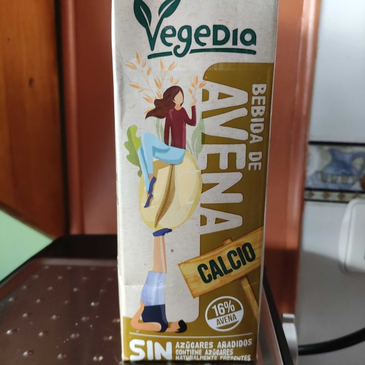 photo of Vegedia Bebida de Avena shared by @pablolm on  07 Jan 2022 - review