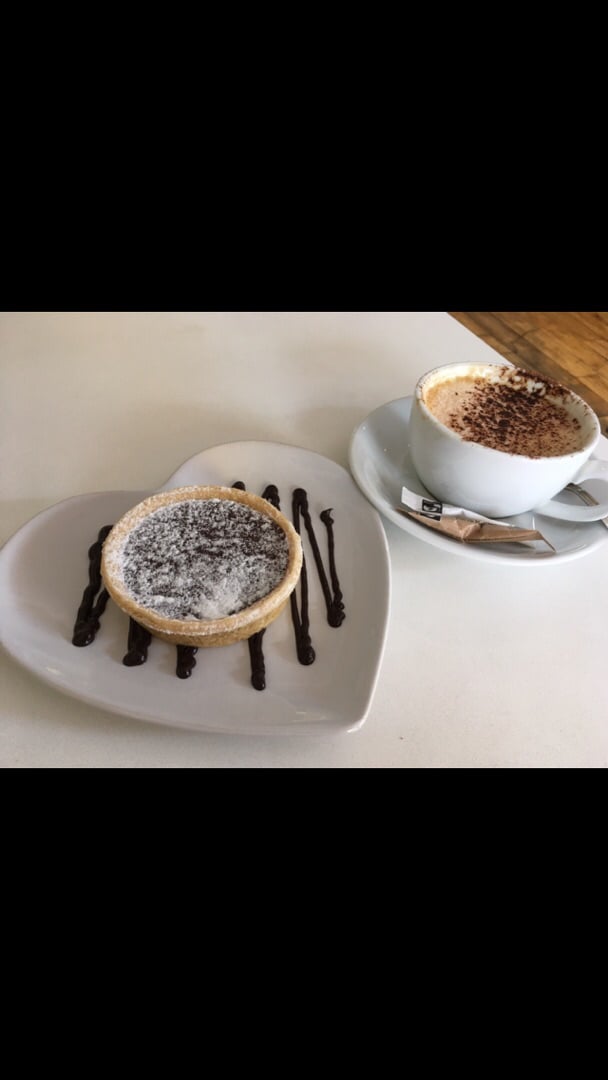 photo of Loving Hut Vegan Cafe Chocolate tart shared by @hannahroberts737 on  22 Mar 2020 - review