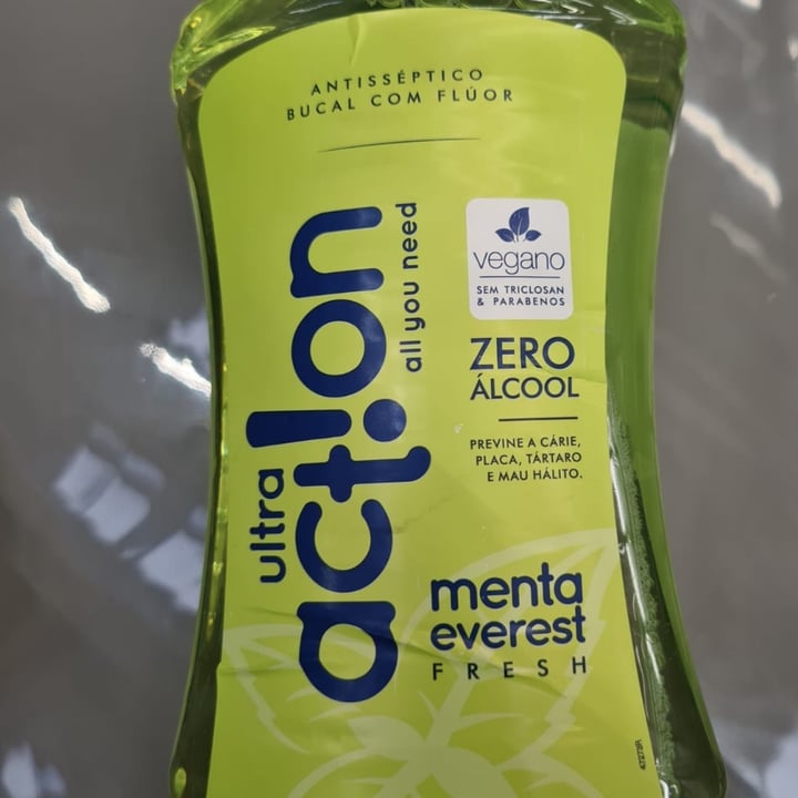 photo of Ultra action Antisséptico bucal com flúor shared by @lucimendes on  04 Jun 2022 - review