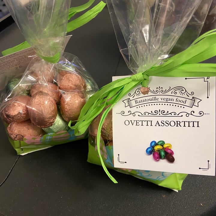 photo of Ratatouille vegan food Ovetti di cioccolato shared by @aledece on  03 Apr 2021 - review