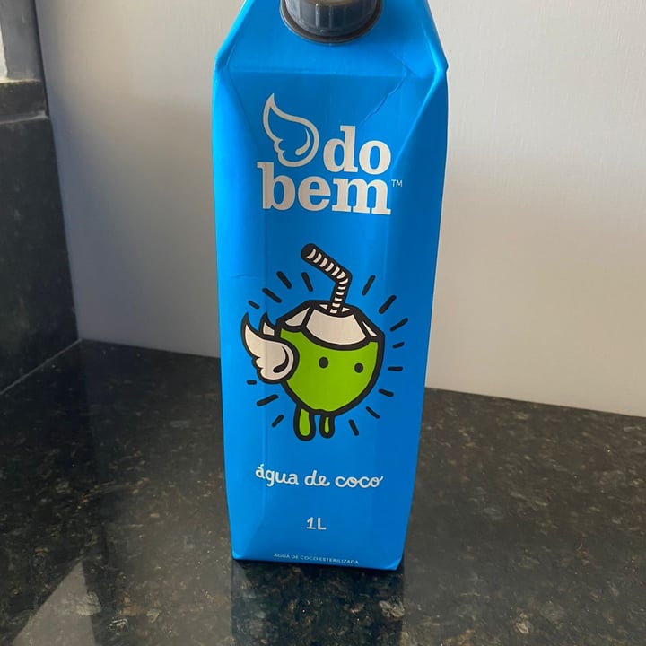 photo of Do bem Água De Coco shared by @verastoeglehner on  13 May 2022 - review