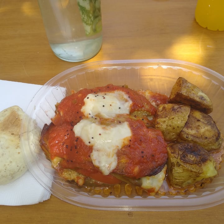 review photo of Green & Cool Lasagna De Berenjenas shared by @eleonora22indie on 12 May 2021 - review