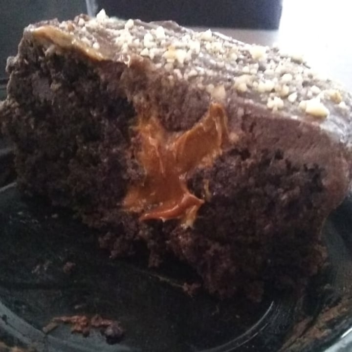 review photo of Nadis Go Vegan Keto chocolate cake shared by @domenique on 11 May 2021 - review