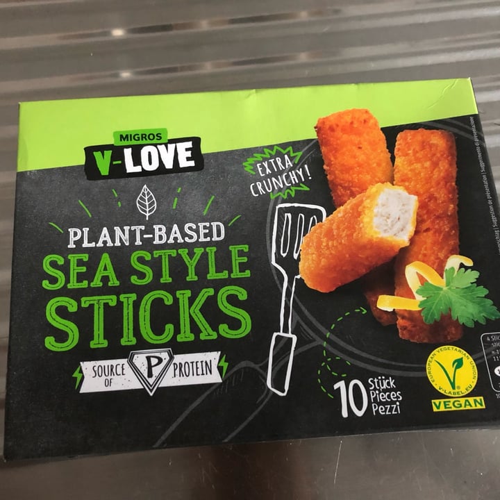 photo of Migros V-Love Sea Style Sticks shared by @alessandraf on  15 Apr 2022 - review