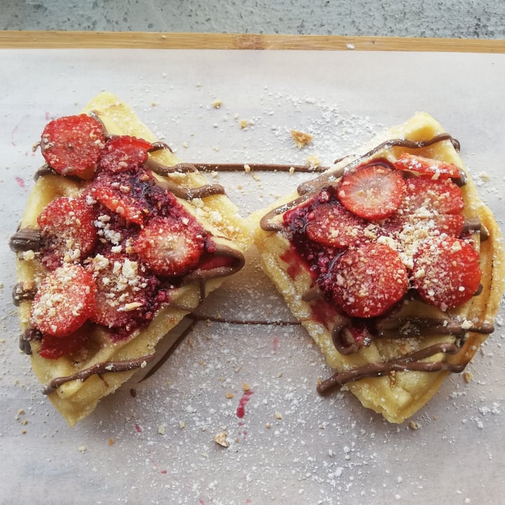 photo of Jessy's Waffles Queen of Hearts shared by @allygreen on  03 Jun 2020 - review