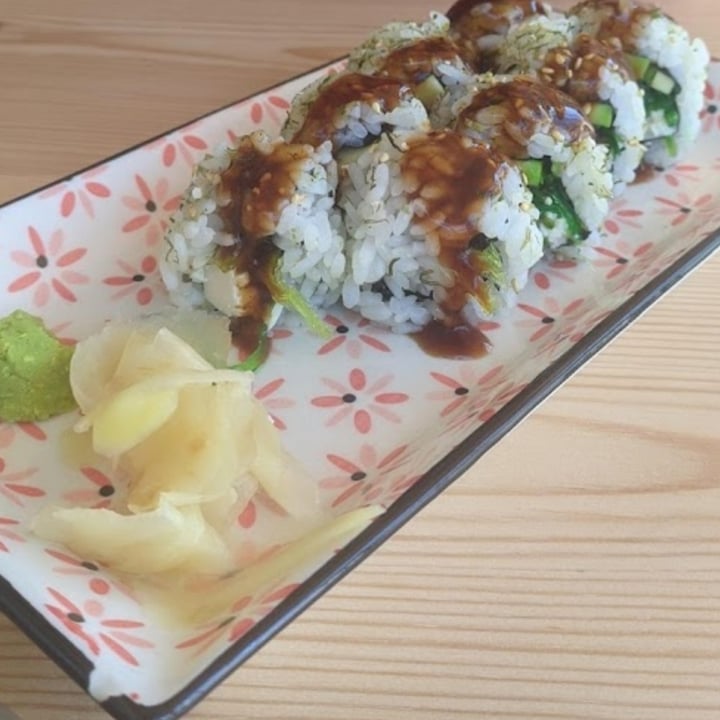 photo of Hokra Green Roll shared by @ariannaeffe4 on  23 Mar 2022 - review