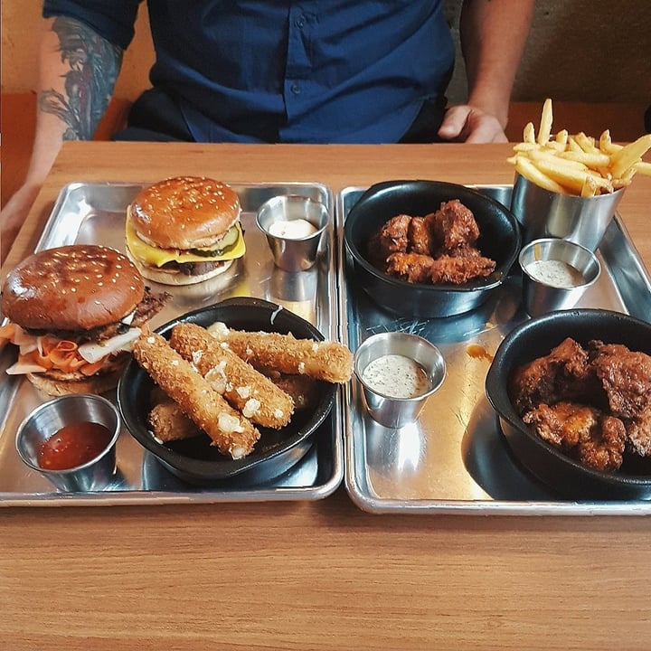 review photo of DIRTY VEGAN "Mozzarella" Sticks shared by @peterhammer on 09 Mar 2019 - review