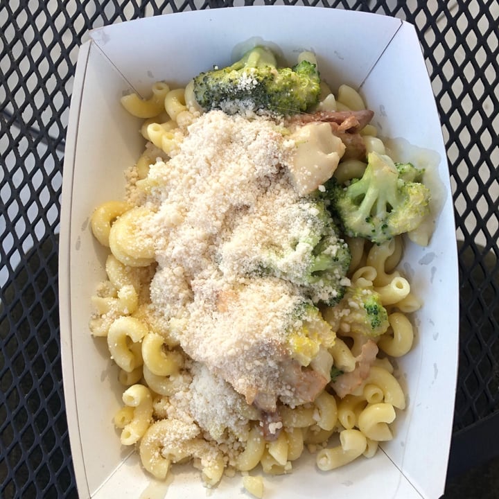 review photo of Curia On The Drag Chik’n Alfredo shared by @crittercreekfs on 31 Aug 2021 - review