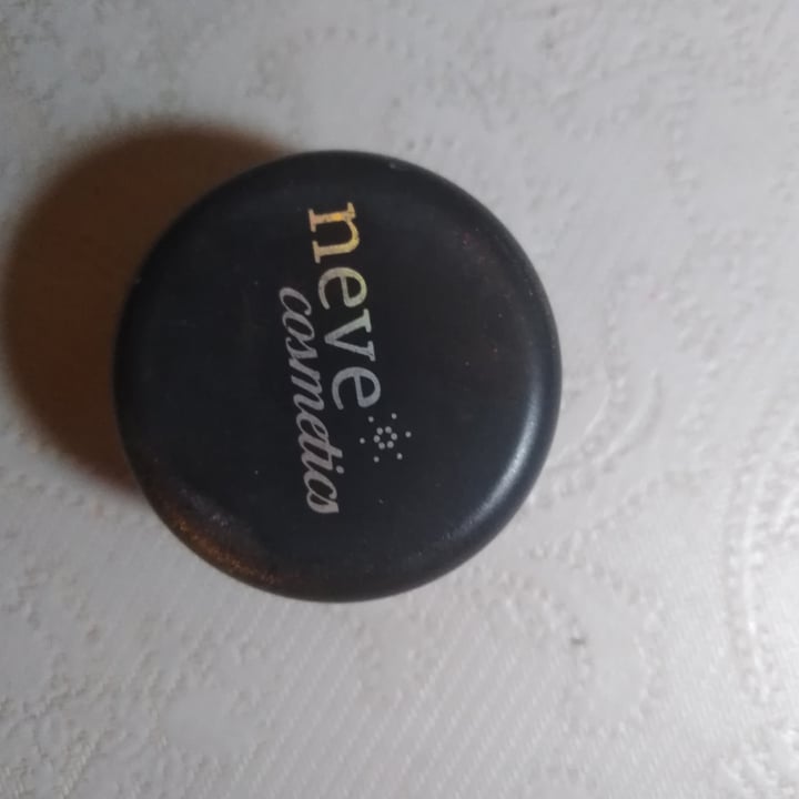 review photo of Neve Cosmetics Ombretto pigmento Fondente shared by @antotantoveg on 02 Dec 2021 - review