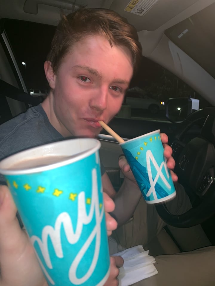 photo of Amy's Drive Thru Non-dairy Strawberry Milkshake shared by @clairecancook on  23 Jul 2019 - review