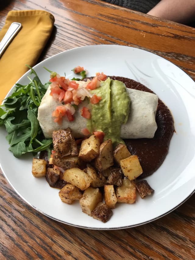 「Breakfast burrito」の料理の写真