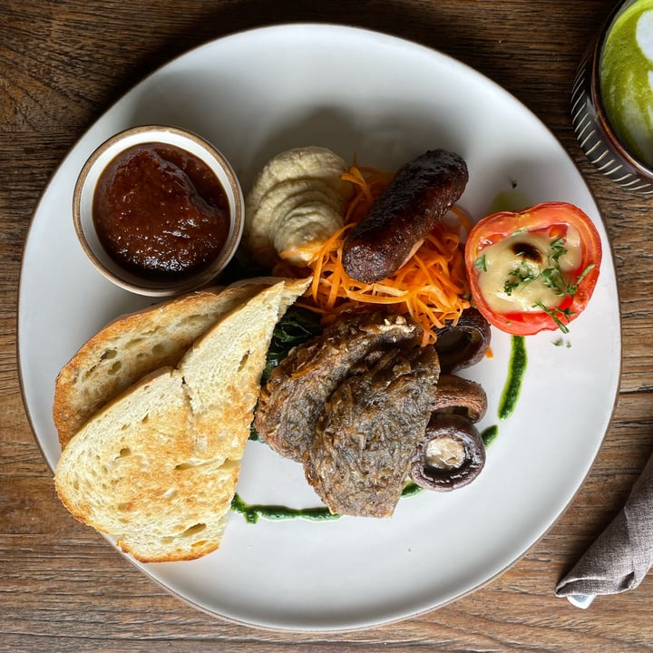 review photo of Zest Ubud Royal breakfast shared by @huminahummus on 09 Jan 2022 - review