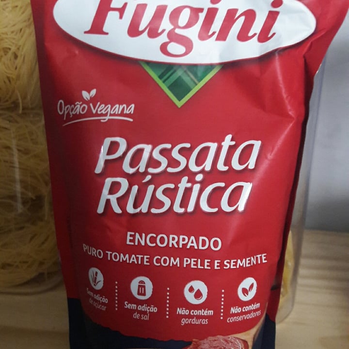 photo of Fuguini passata rustica passata de tomate shared by @anagoncalves on  09 May 2022 - review