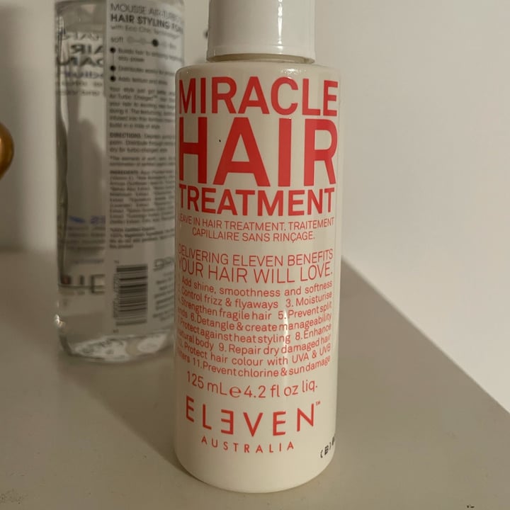 review photo of Eleven Australia Miracle Hair Treatment shared by @vicky2026 on 08 May 2022 - review