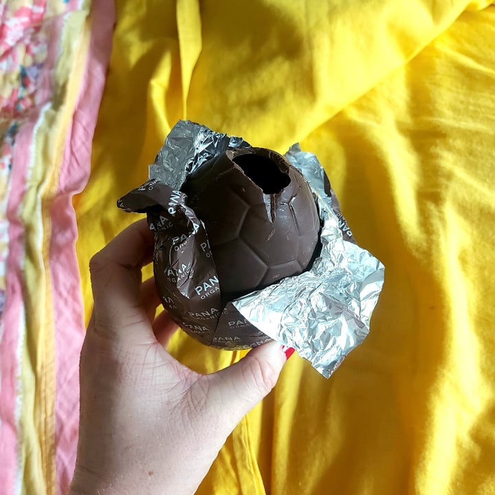photo of Pana Organic Mylk Easter egg shared by @romyelise on  07 May 2022 - review