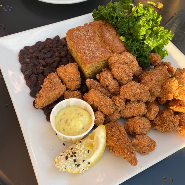 「Southern Plate」の料理の写真